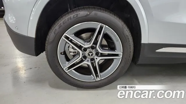 Mercedes-Benz GLA-Class — Фото автомобиля 5