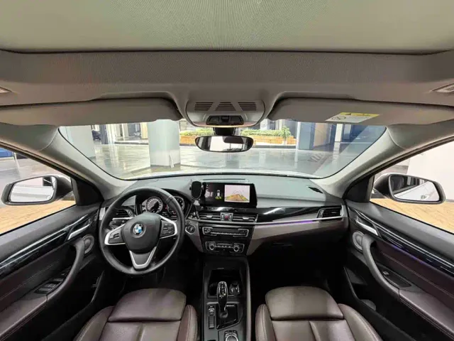 BMW X1 — Фото автомобиля 14