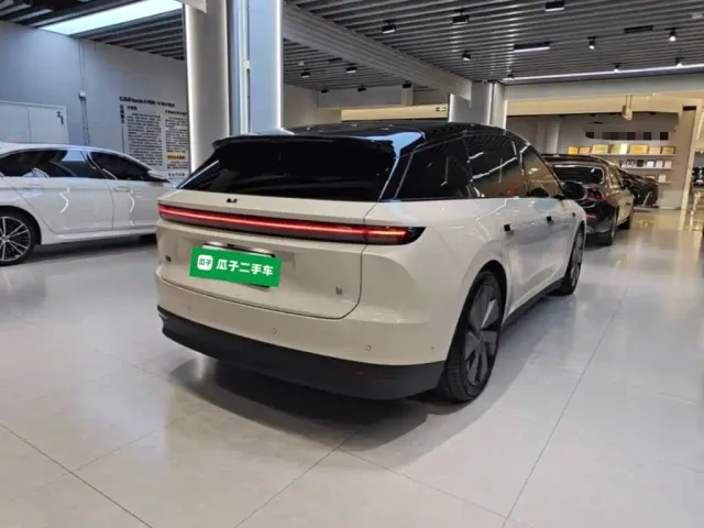 Li Auto i6 — Фото автомобиля 6