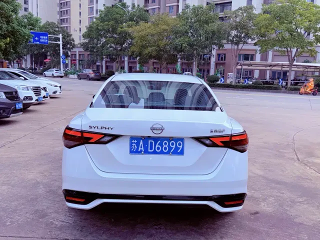 Nissan Sylphy — Фото автомобиля 5