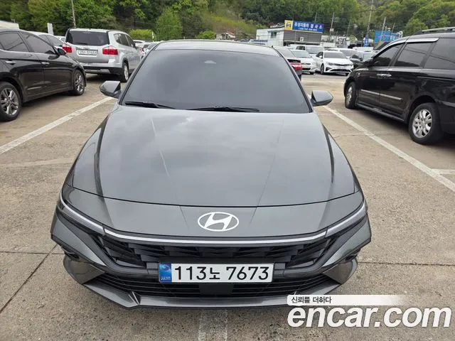 Фотография автомобиля — Hyundai AVANTE