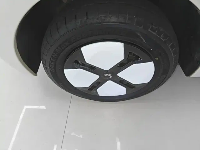 Wuling Hongguang Mini EV — Фото автомобиля 22