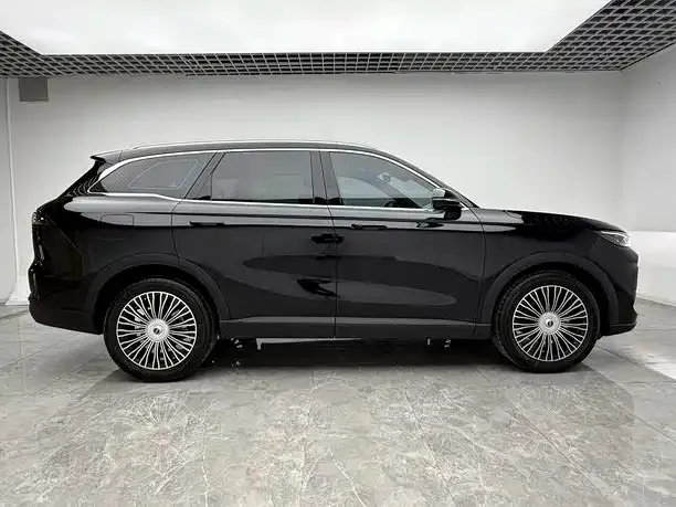 Chery Tiggo 9 — Фото автомобиля 20
