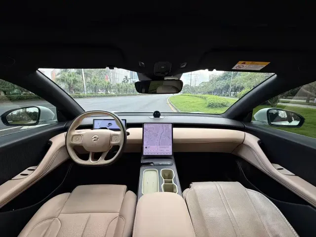 Nio ET5 — Фото автомобиля 9