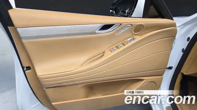 Genesis G80 Бензин 2.5 турбо 2WD — Фото автомобиля 24