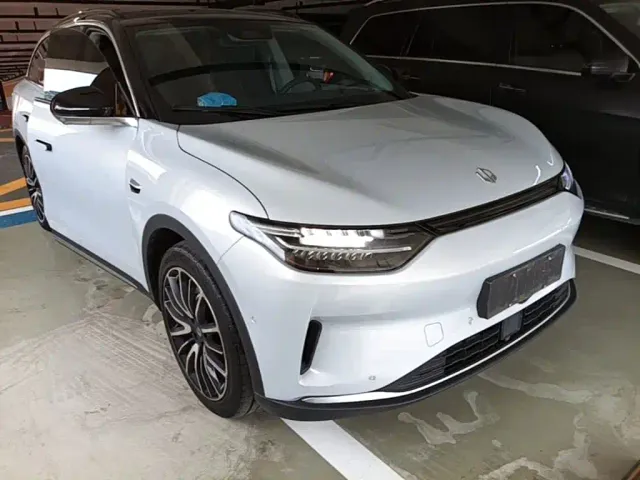 Leapmotor C11 — Фото автомобиля 3