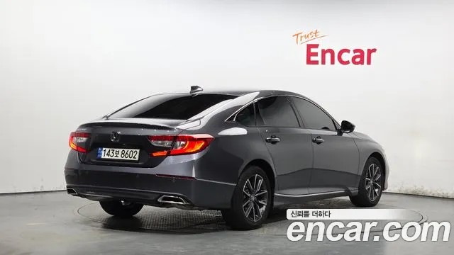 Фотография автомобиля — Honda Accord