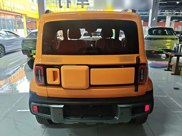 Baojun Yep — Фото автомобиля 5
