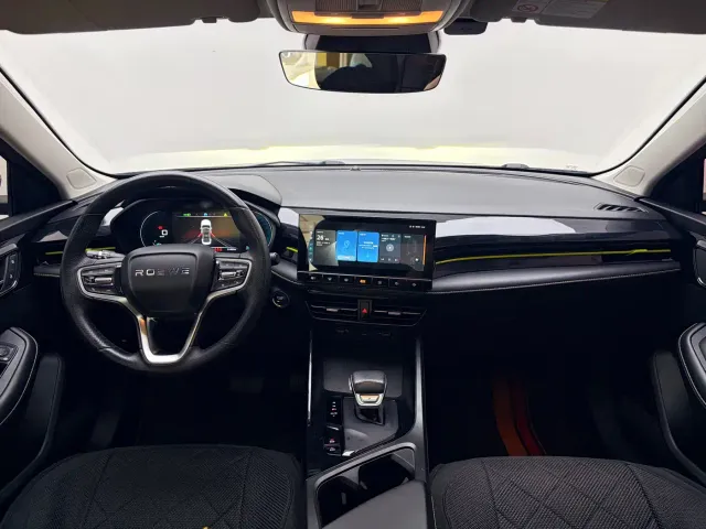 Roewe i5 — Фото автомобиля 5