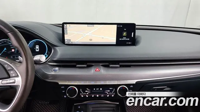 Genesis G80 Бензин 2.5 турбо AWD — Фото автомобиля 14