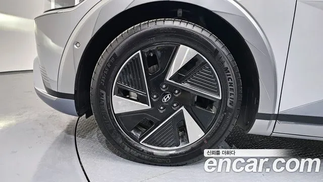 Hyundai Ioniq5 — Фото автомобиля 5
