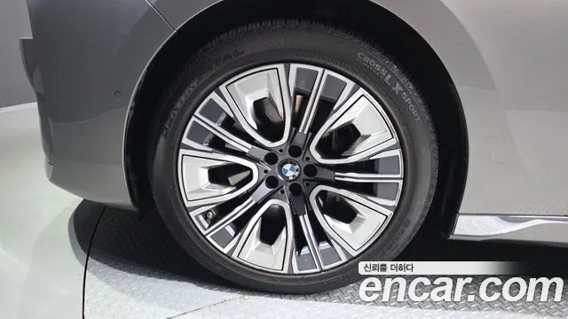 BMW 7-Series 7 серия (G70) 740i sDrive Design Pure Excellence — Фото автомобиля 4