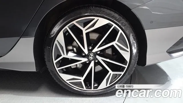 Hyundai Ioniq6 Long Range AWD — Фото автомобиля 18