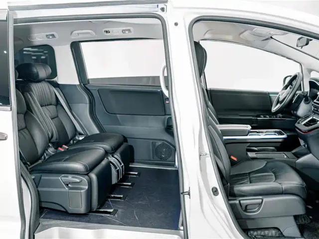 Honda Odyssey — Фото автомобиля 20