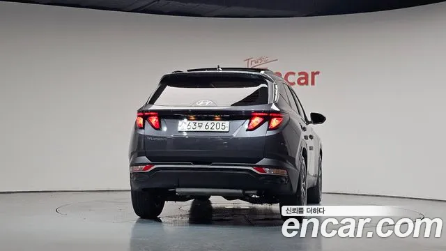 Hyundai Tucson Tucson (NX4) Бензин 1.6 турбо 2WD — Фото автомобиля 4
