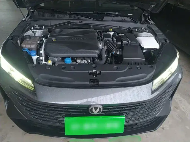 Changan Lamore — Фото автомобиля 19