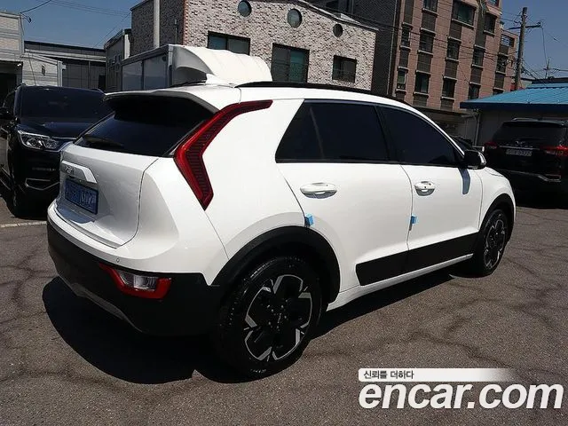 Kia Niro Niro (New) — Фото автомобиля 4