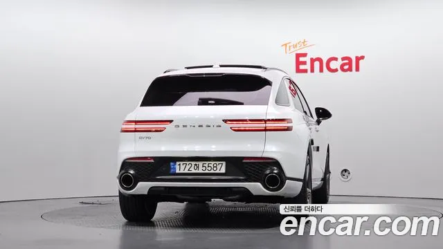 Genesis GV70 — Фото автомобиля 4