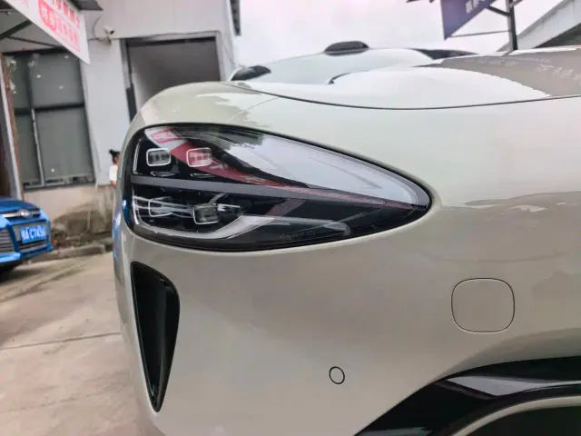 Xiaomi SU7 — Фото автомобиля 4