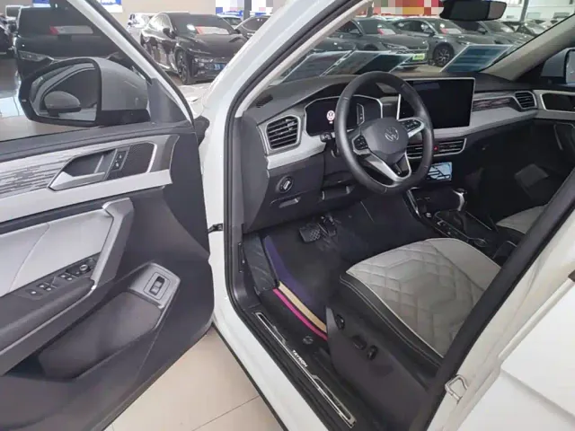 Volkswagen Tayron — Фото автомобиля 15