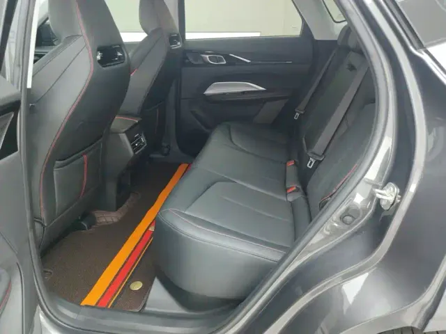 Changan Z6 — Фото автомобиля 11