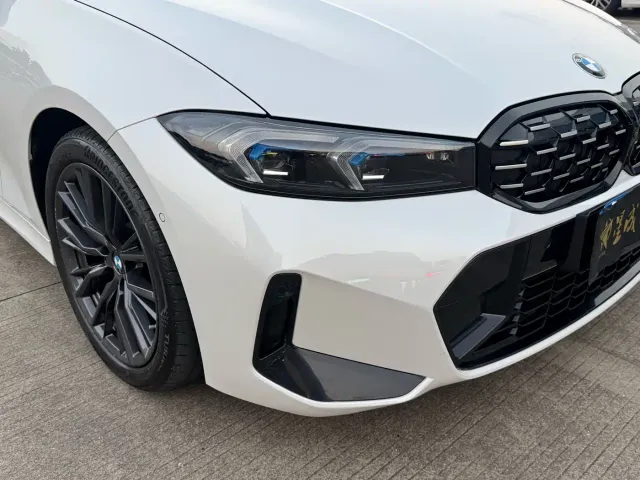 BMW 3 Series — Фото автомобиля 13