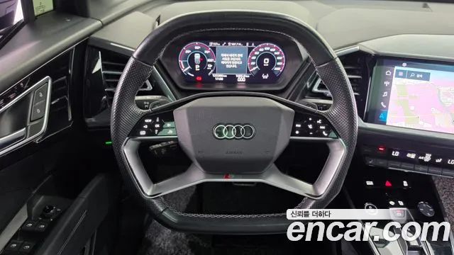 Audi Q4 e-tron F4 — Фото автомобиля 19