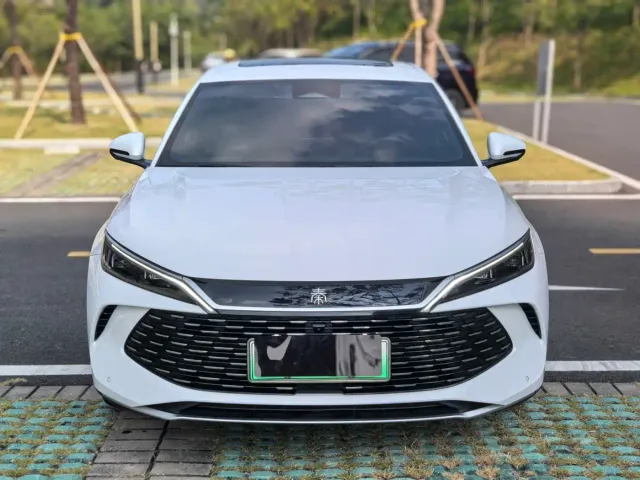 BYD Qin L — Фото автомобиля 2