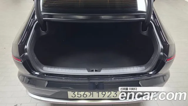 Hyundai Grandeur GN7 — Фото автомобиля 23