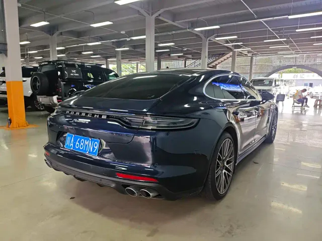 Porsche Panamera — Фото автомобиля 7