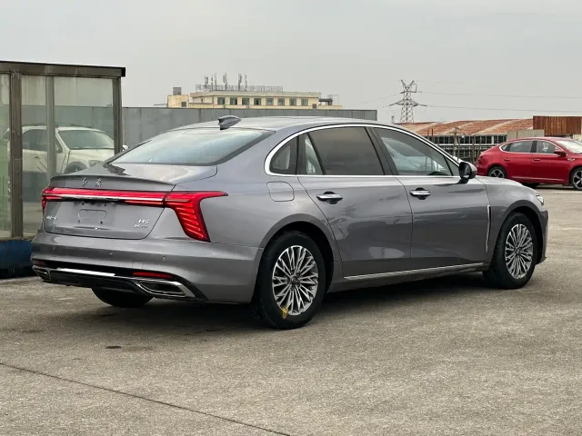 Hongqi H5 — Фото автомобиля 4