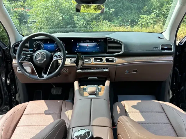 Mercedes-Benz GLE-Class — Фото автомобиля 11