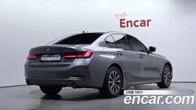 BMW 3-Series — Фото автомобиля 2
