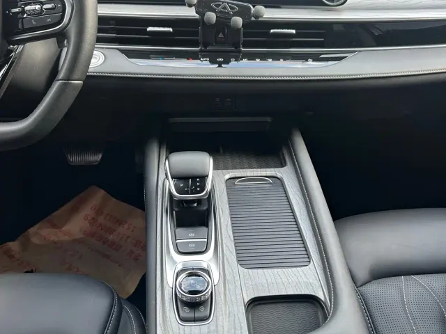 Chery Arrizo 8 — Фото автомобиля 6