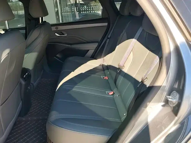 BYD Qin PLUS — Фото автомобиля 16