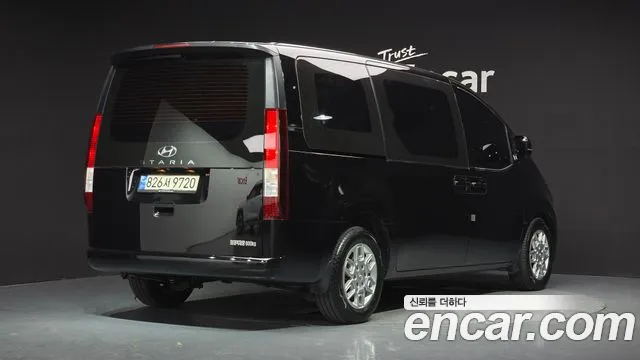 Hyundai Staria — Фото автомобиля 2