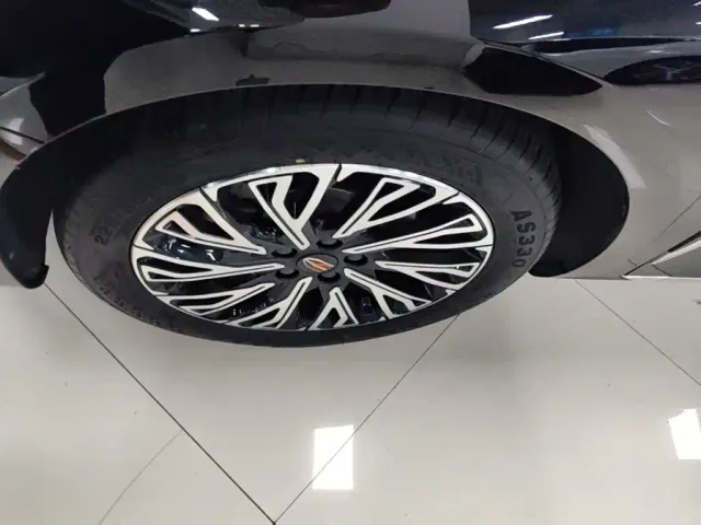Hongqi H5 — Фото автомобиля 22