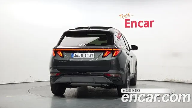 Hyundai Tucson Tucson (NX4) Бензин 1.6 турбо 2WD — Фото автомобиля 2