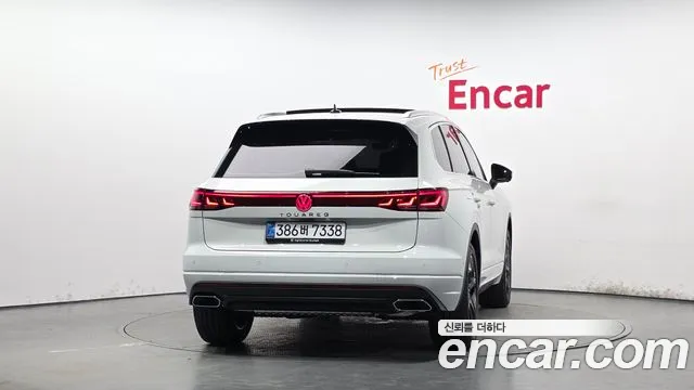 Volkswagen Touareg Touareg 3 поколение 3.0 TDI Prestige — Фото автомобиля 4