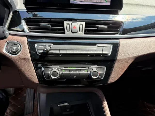 BMW X1 — Фото автомобиля 21