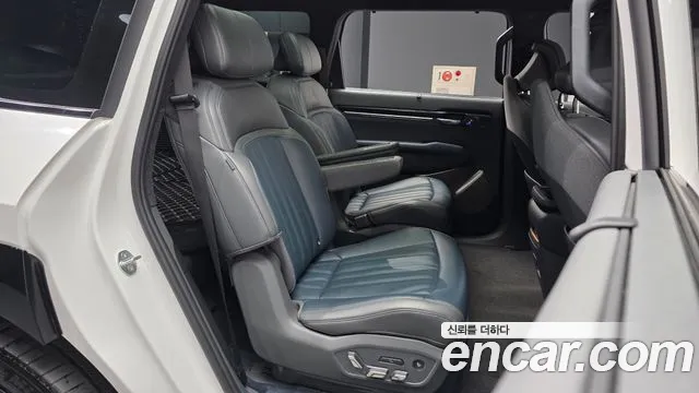 Kia EV9 — Фото автомобиля 12