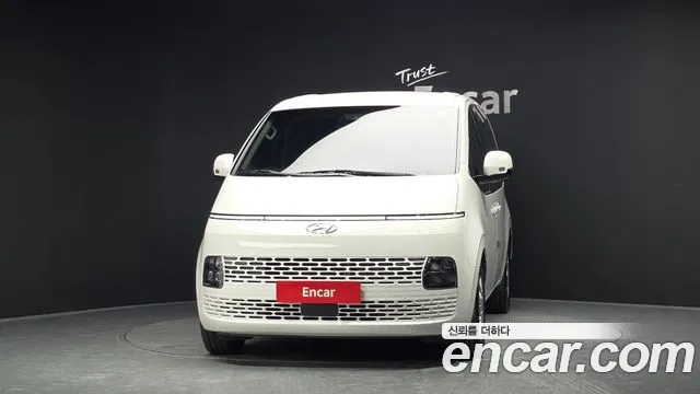 Hyundai Staria Staria Карго 5 мест — Фото автомобиля 3