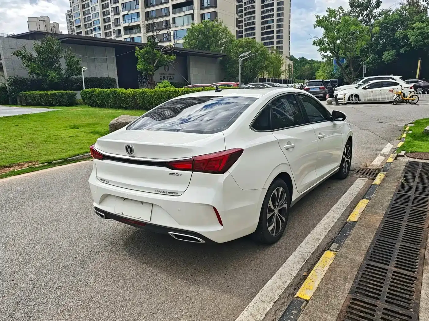 Changan Eado 2021 PLUS Blue Whale NE 1.4T GDI DCT Premium — Фото автомобиля 4