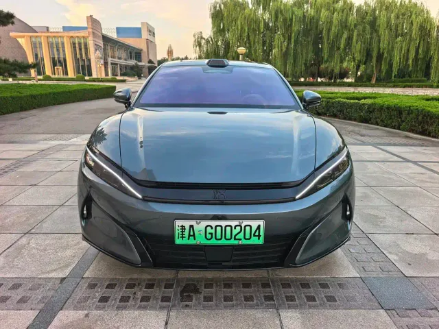 Фотография автомобиля — BYD Han L