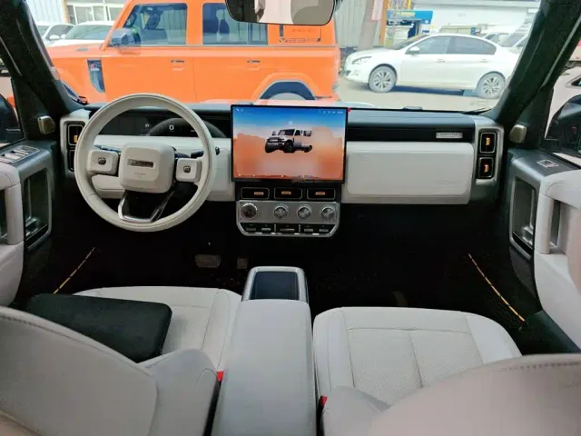 iCAR V23 — Фото автомобиля 5