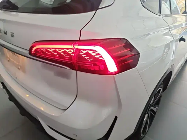 Roewe RX5 Max — Фото автомобиля 7