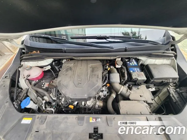 Kia Canival — Фото автомобиля 6