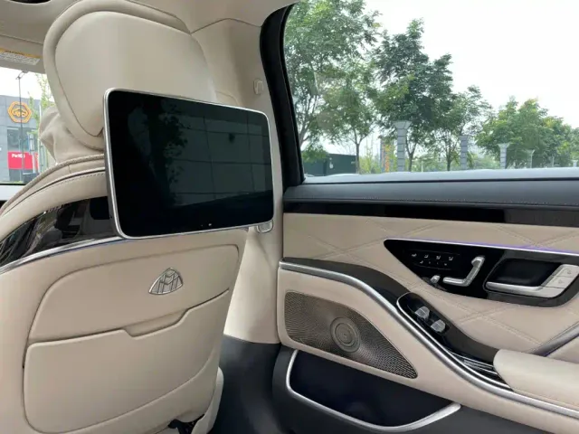 Mercedes-Benz Maybach S-Class — Фото автомобиля 13