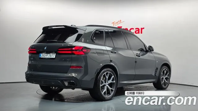BMW X5 xDrive 40i M Sport Pro — Фото автомобиля 2