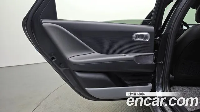 Hyundai Ioniq6 — Фото автомобиля 25